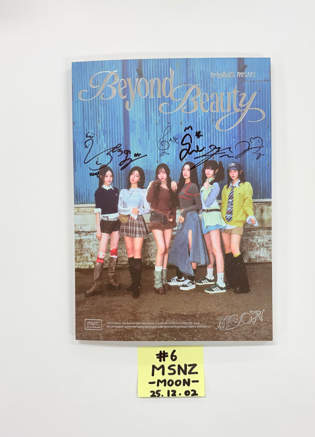 TripleS_msnz "Beyond Beauty", ILLIT "NOT CUTE ANYMORE", NOWZ"Play Ball" - Hand Autographed(Signed) Promo Album [25.12.02]