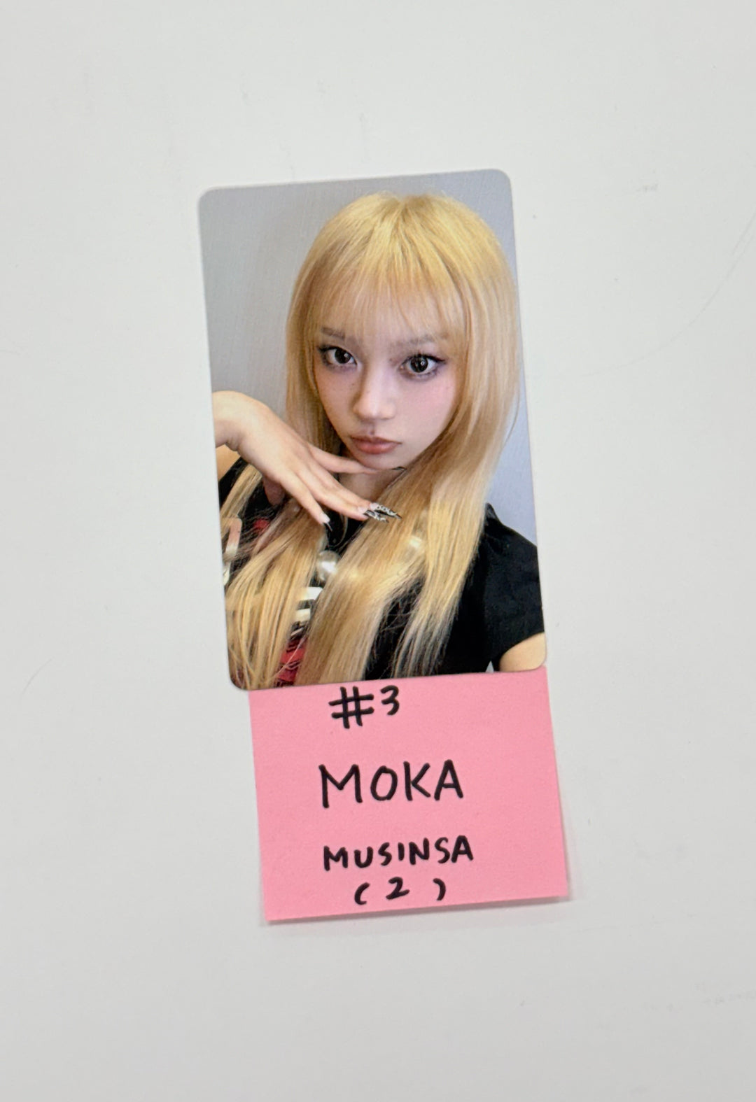 ILLIT "NOT CUTE ANYMORE" - Musinsa Pre-Order Benefit Photocard [25.12.04]