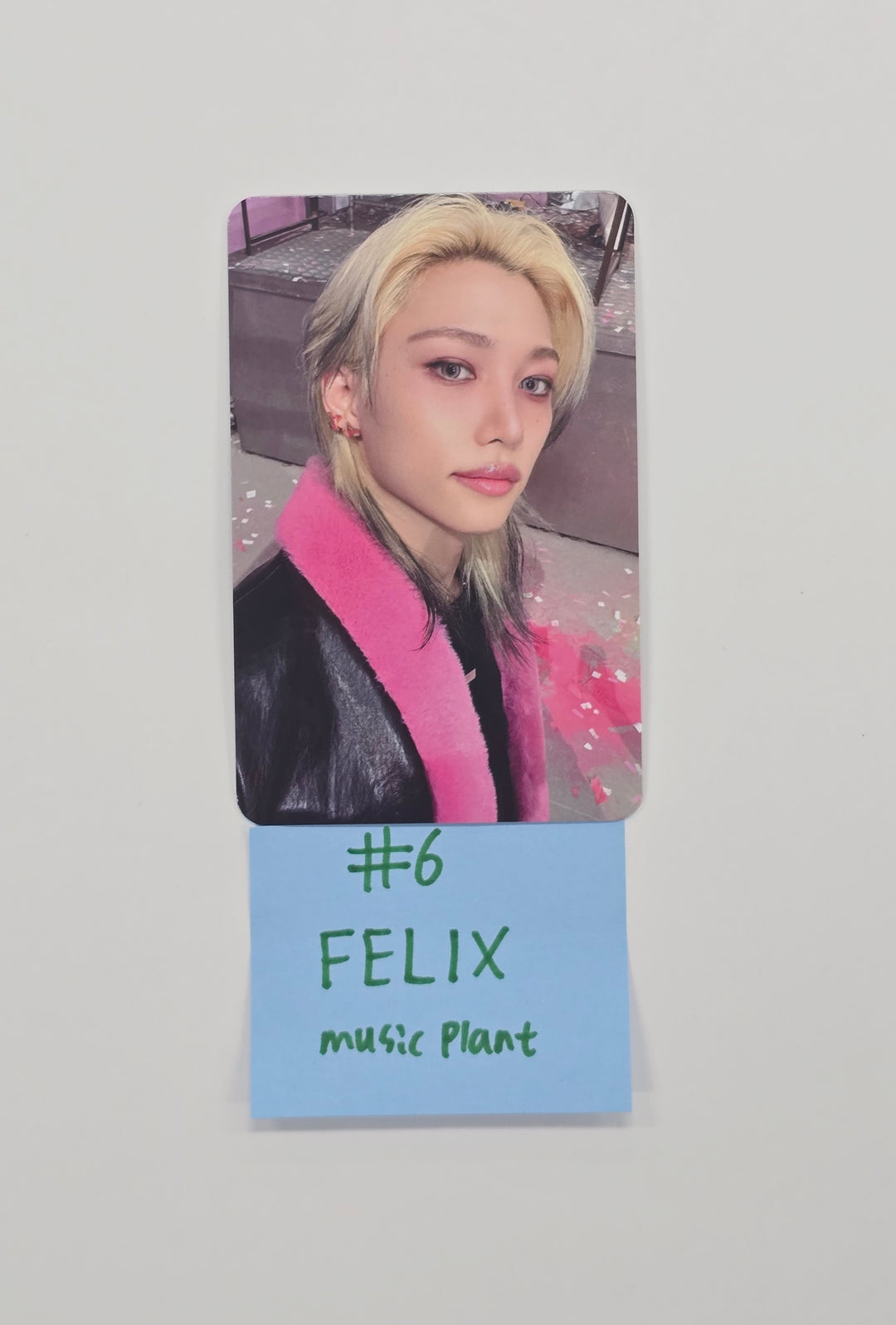 STRAY KIDS "SKZ IT TAPE ‘DO IT’" - Music Plant Pre-Order Benefit Photocard [25.12.05]