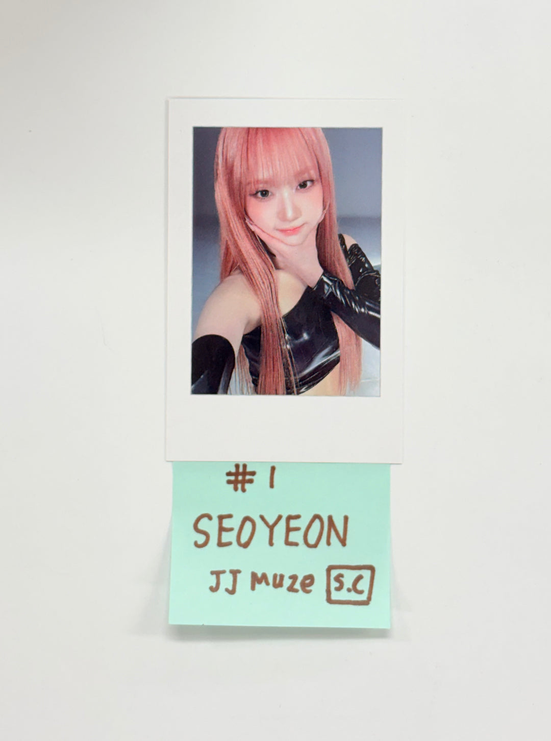 Triples_msnz "Beyond Beauty" - JJ Muze Showcase Event Polaroid type Photocard (Objekt Music Album ver.) [25.12.08]