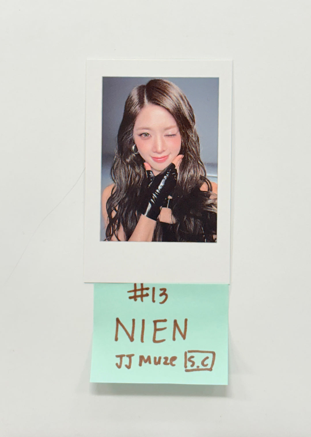 Triples_msnz "Beyond Beauty" - JJ Muze Showcase Event Polaroid type Photocard (Objekt Music Album ver.) [25.12.08]