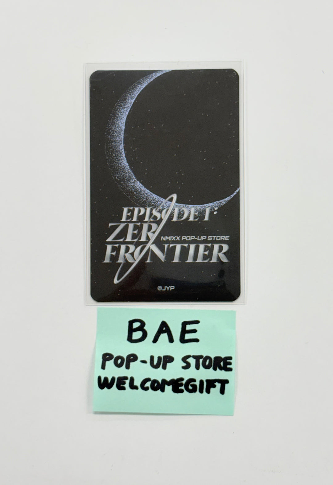 BAE (of NMIXX) "EPISODE 1: ZERO FRONTIER" - POP-UP STORE Welcome Gift Event Photocard [25.12.08]