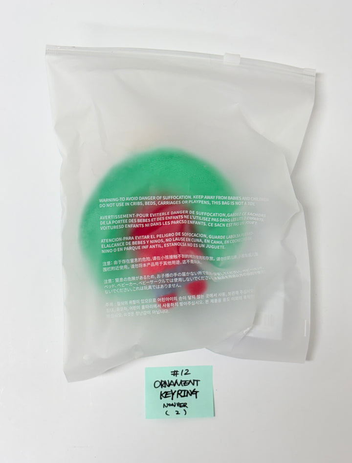 SEVENTEEN "HOLIDAY with MINITEEN" - POP-UP STORE MD (1) [25.12.09]