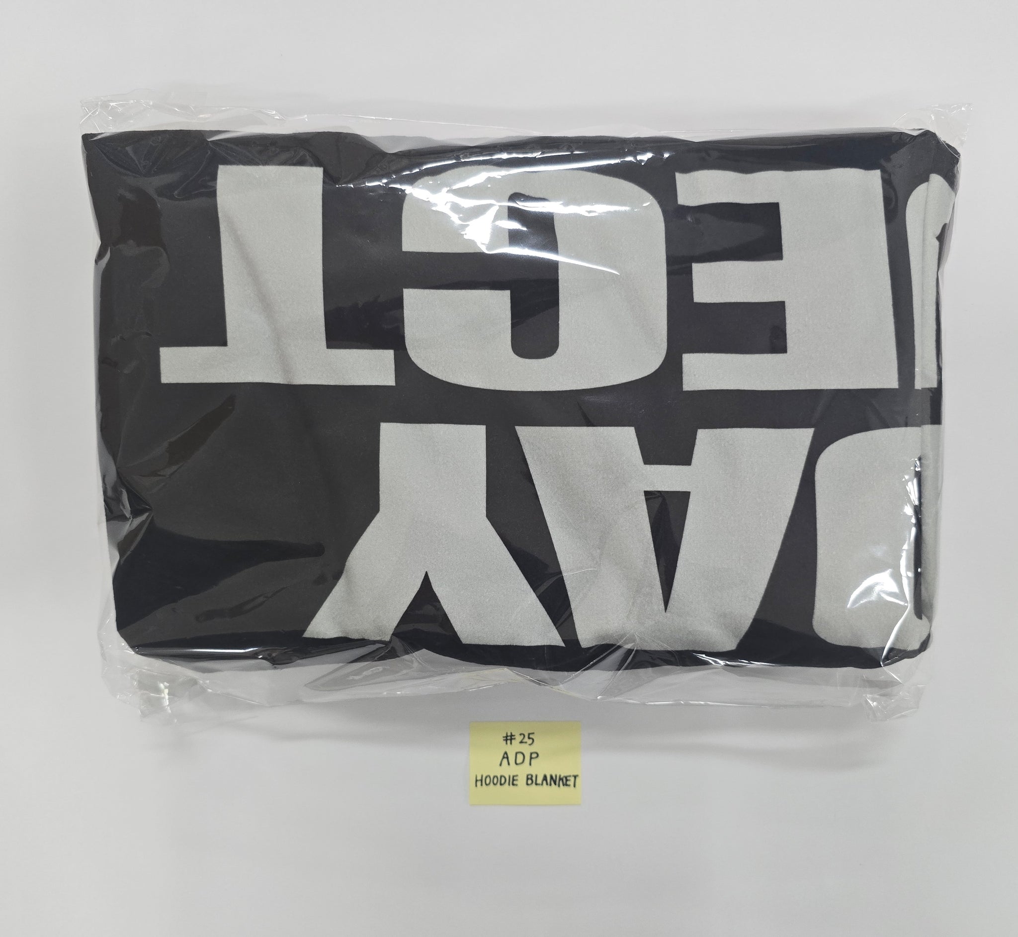 ALLDAY PROJECT The 1st EP Album 'ALLDAY PROJECT' - POP-UP STORE MD  [25.12.09]