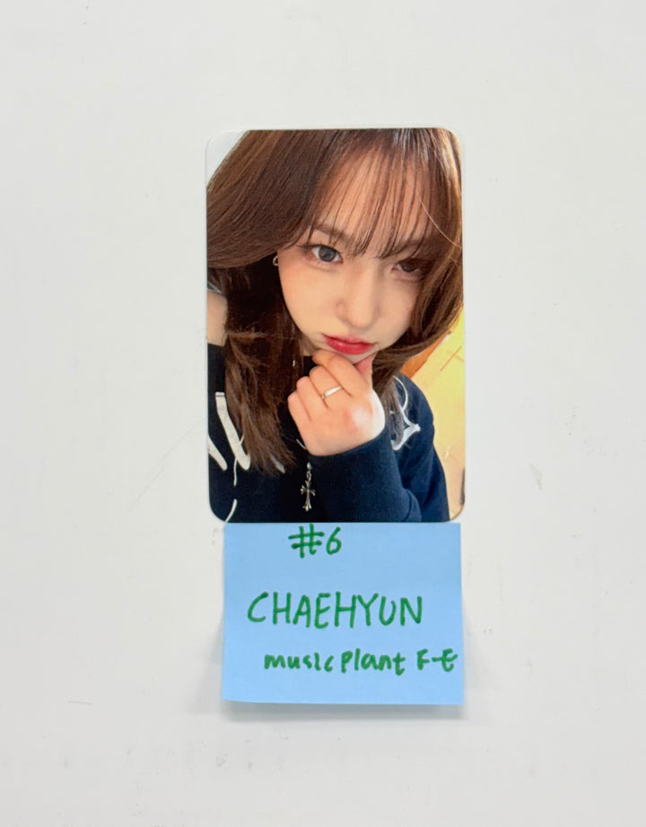 Kep1er "BUBBLE GUM" - Music Plant Fansign Event Photocard R2 [25.12.10]