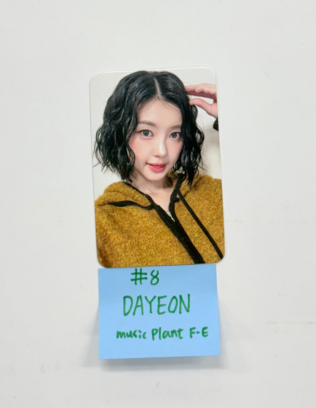 Kep1er "BUBBLE GUM" - Music Plant Fansign Event Photocard R2 [25.12.10]