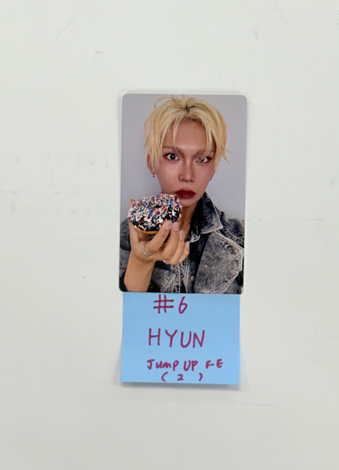 XLOV "UXLXVE" - Jump UP Fansign Event Photocard R4 [25.12.10]