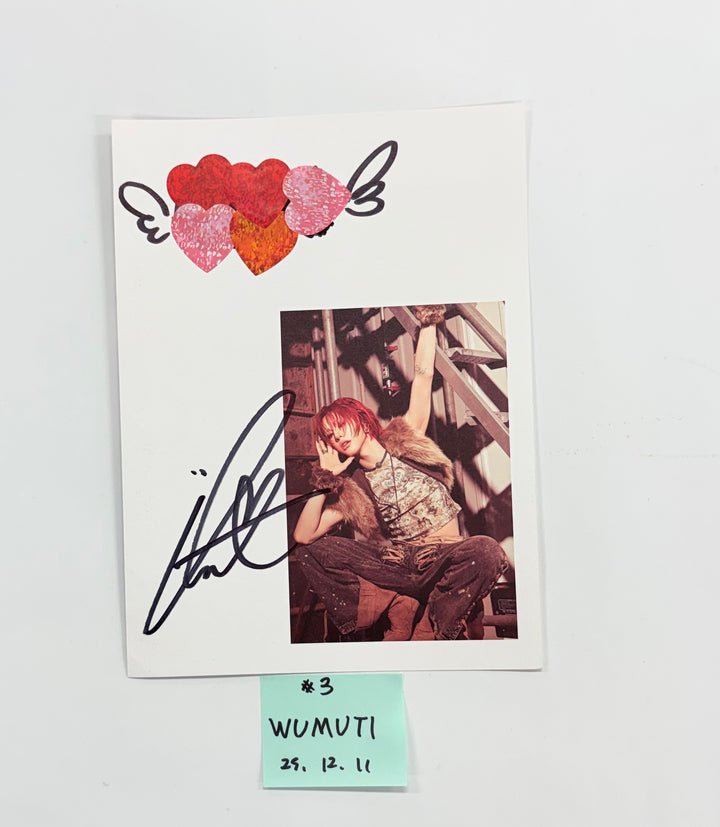 XLOV "UXLXVE" - A Cut Page From Fansign Event Album [25.12.]