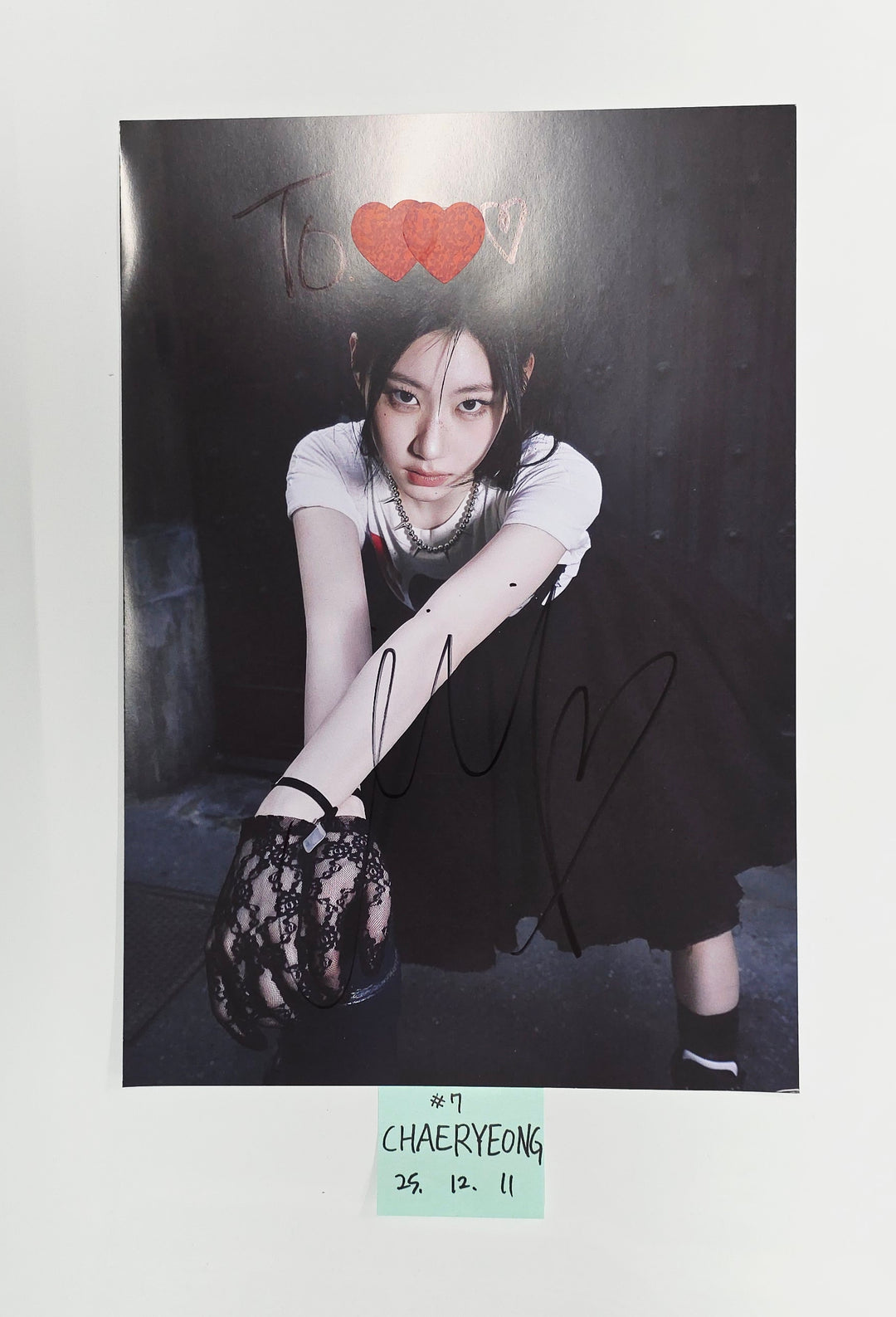 ITZY "TUNNEL VISION" - A Cut Page From Fansign Event Album [25.12.11]