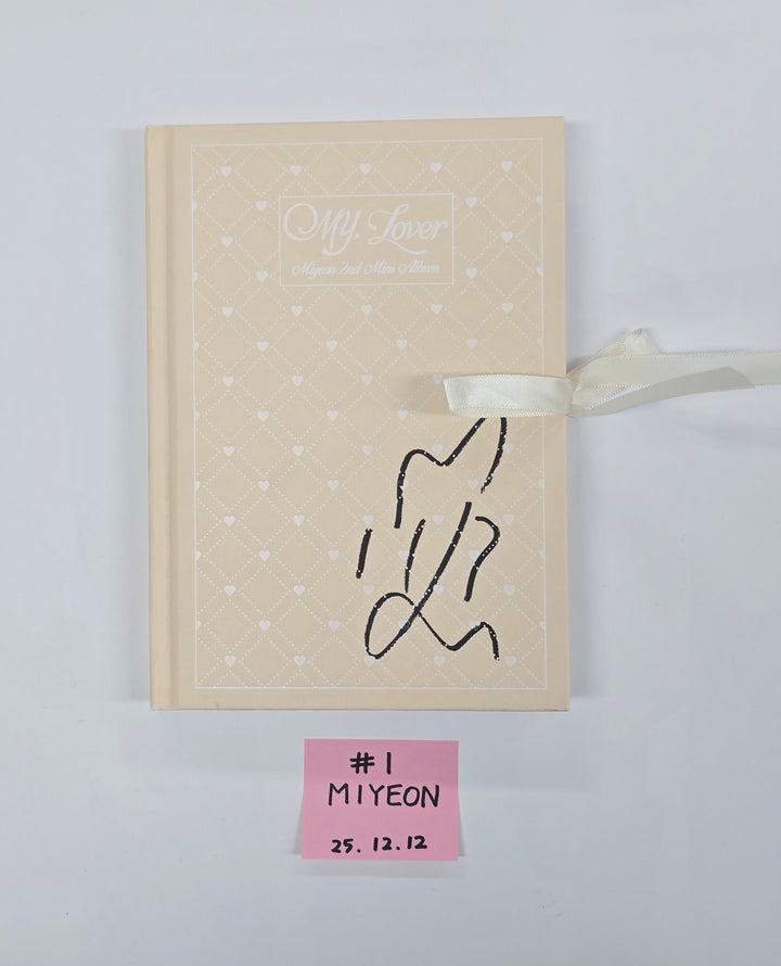 RESCENE "lip bomb", TripleS msnz  "Beyond Beauty", MIYEON "MY, Lover",  ALLDAY PROJECT "ALLDAY PROJECT" - Hand Autographed(Signed) Promo Album [25.12.12]