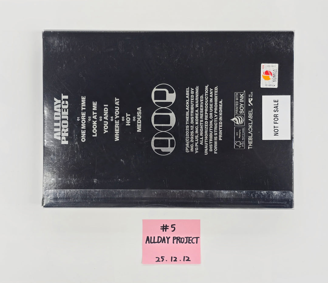 RESCENE "lip bomb", TripleS msnz  "Beyond Beauty", MIYEON "MY, Lover",  ALLDAY PROJECT "ALLDAY PROJECT" - Hand Autographed(Signed) Promo Album [25.12.12]