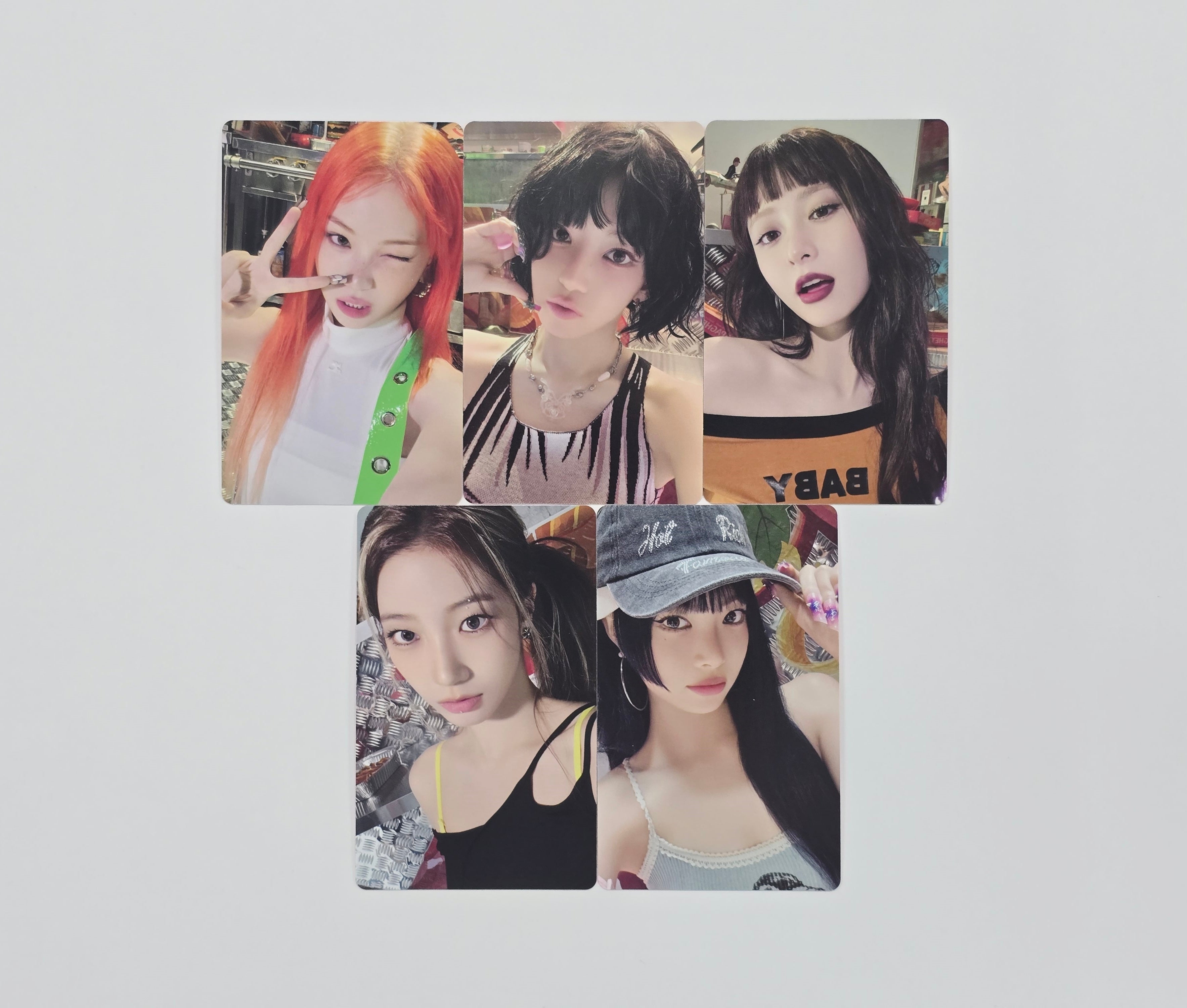 LE SSERAFIM - HALLYUSUPERSTORE