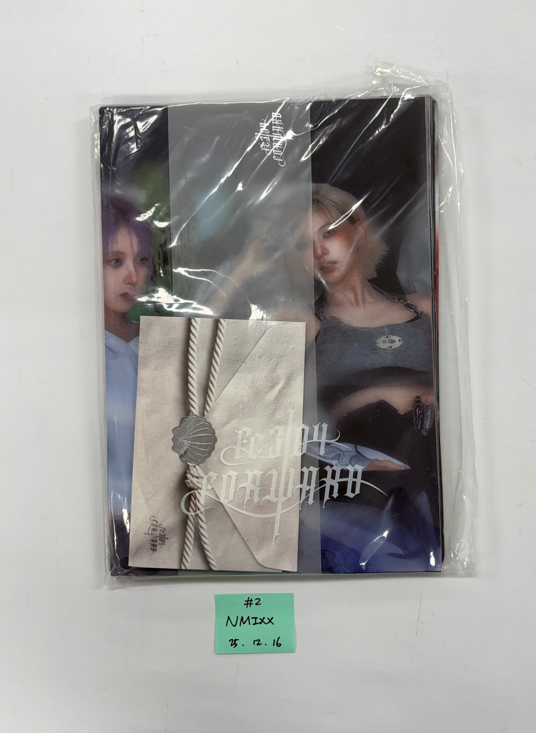 NMIXX "Fe3O4: FORWARD" - Hand Autograhped(Signed) Promo Album [25.12.15]