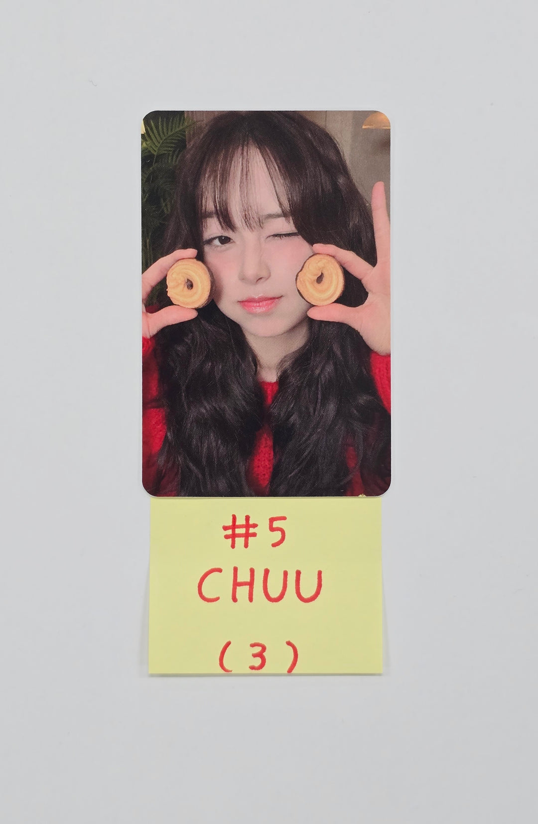 Chuu - 2nd Tiny-Con "첫 눈이 오면 그때 거기서 만나" Trading Photocard [25.12.15]