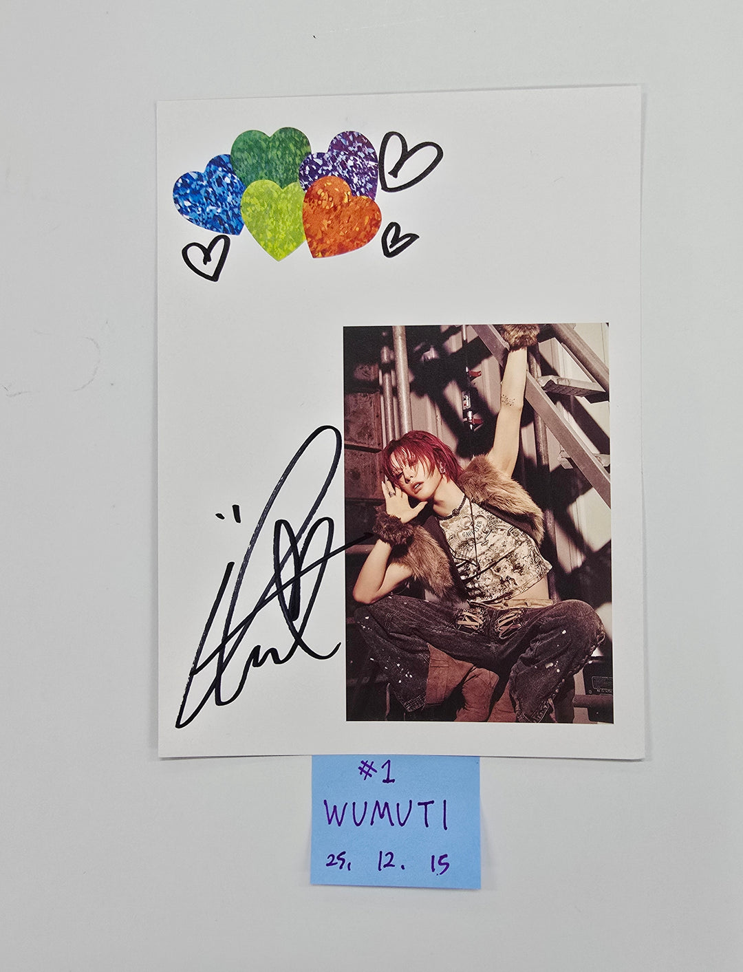 XLOV "UXLXVE" - A Cut Page From Fansign Event Album [25.12.15]