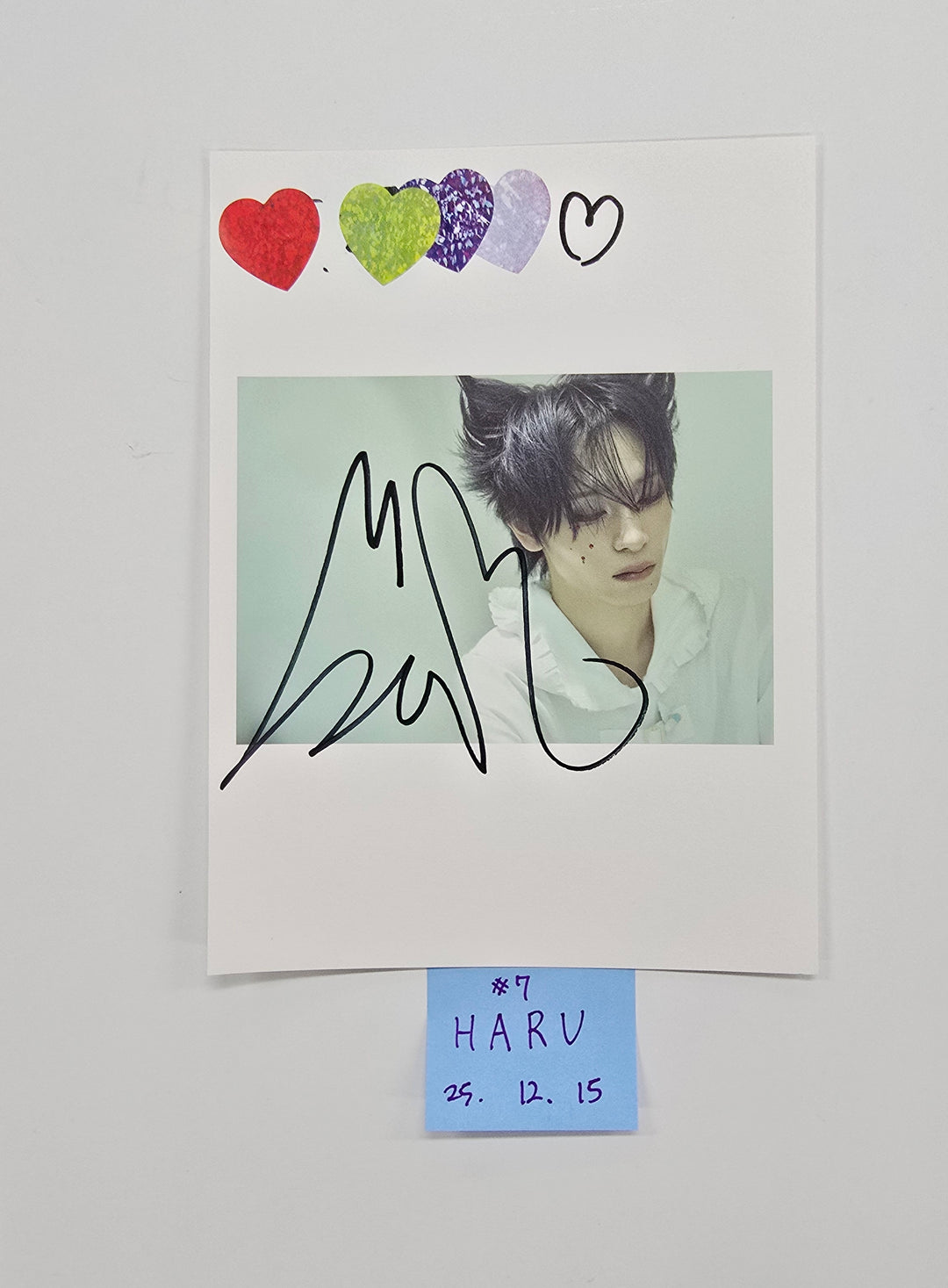 XLOV "UXLXVE" - A Cut Page From Fansign Event Album [25.12.15]