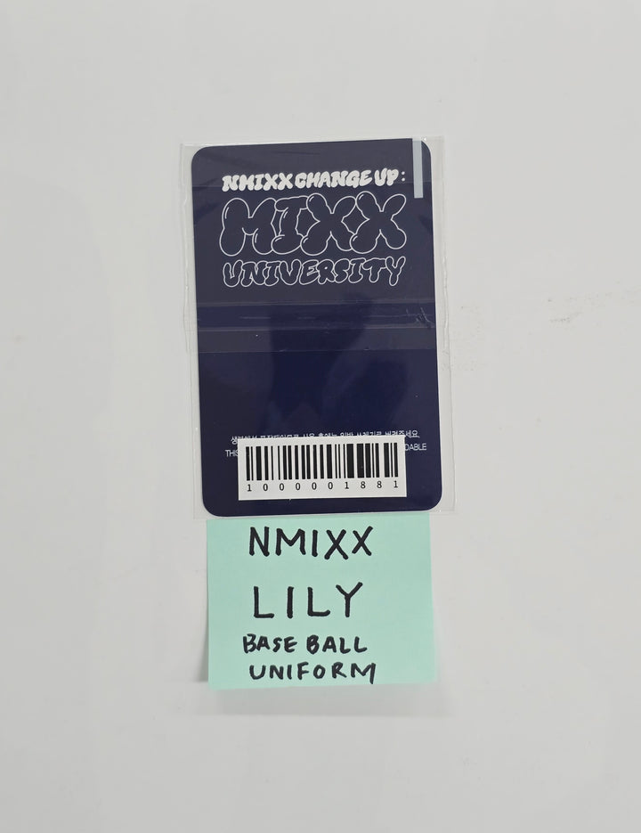 Lily (of NMIXX) "CHANGE UP : MIXX UNIVERSITY" 1st Fan Concert BaseBall Uniform Photocard [25.12.16]