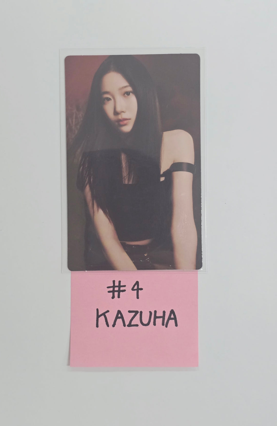 LE SSERAFIM "FLAME RISES" - Mini Photocard [25.12.17]