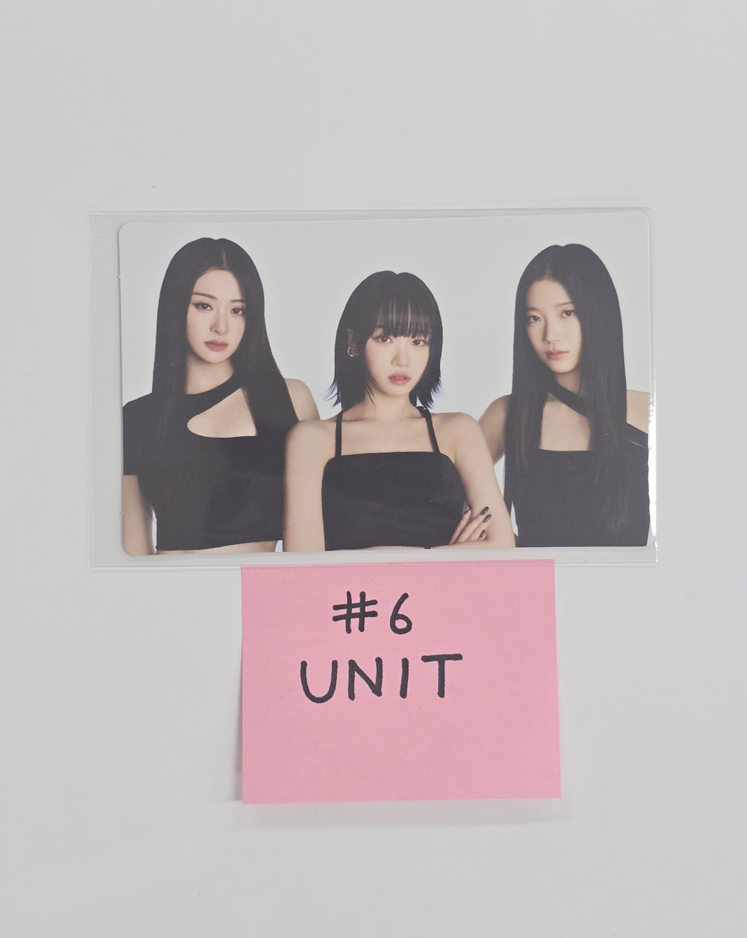 LE SSERAFIM "FLAME RISES" - Mini Photocard [25.12.17]