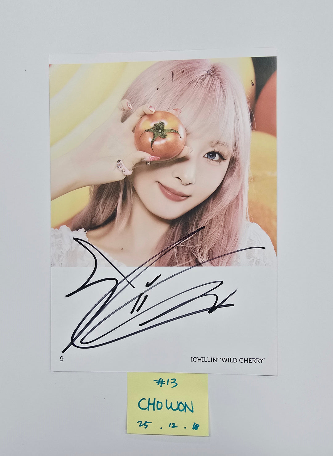 ICHILLIN "WILD CHERRY" - A Cut Page From Fansign Event Album [25.12.18]