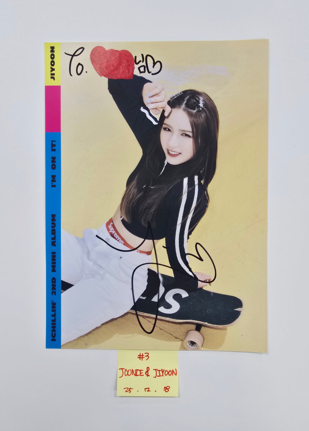 ICHILLIN "I'M ON IT!" - A Cut Page From Fansign Event Album [25.12.18]