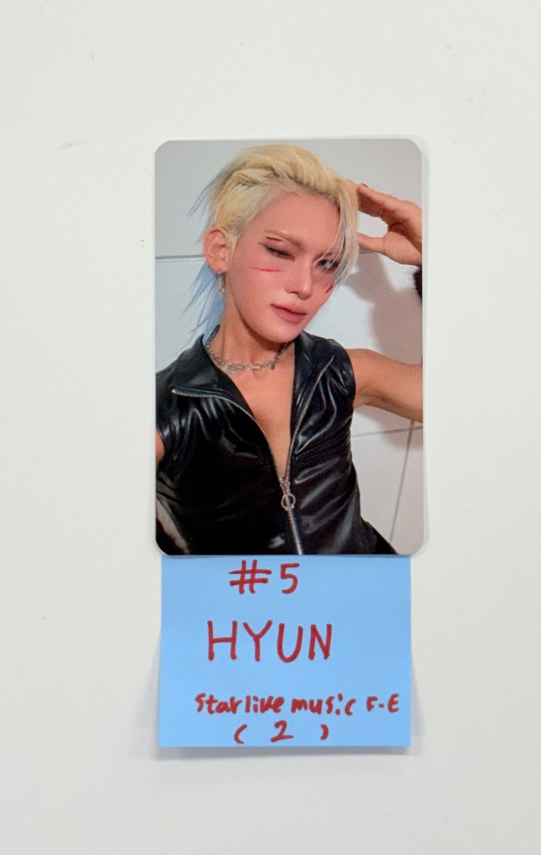 XLOV "UXLXVE" - StarLike Music Fansign Event Photocard R3 [25.12.18]