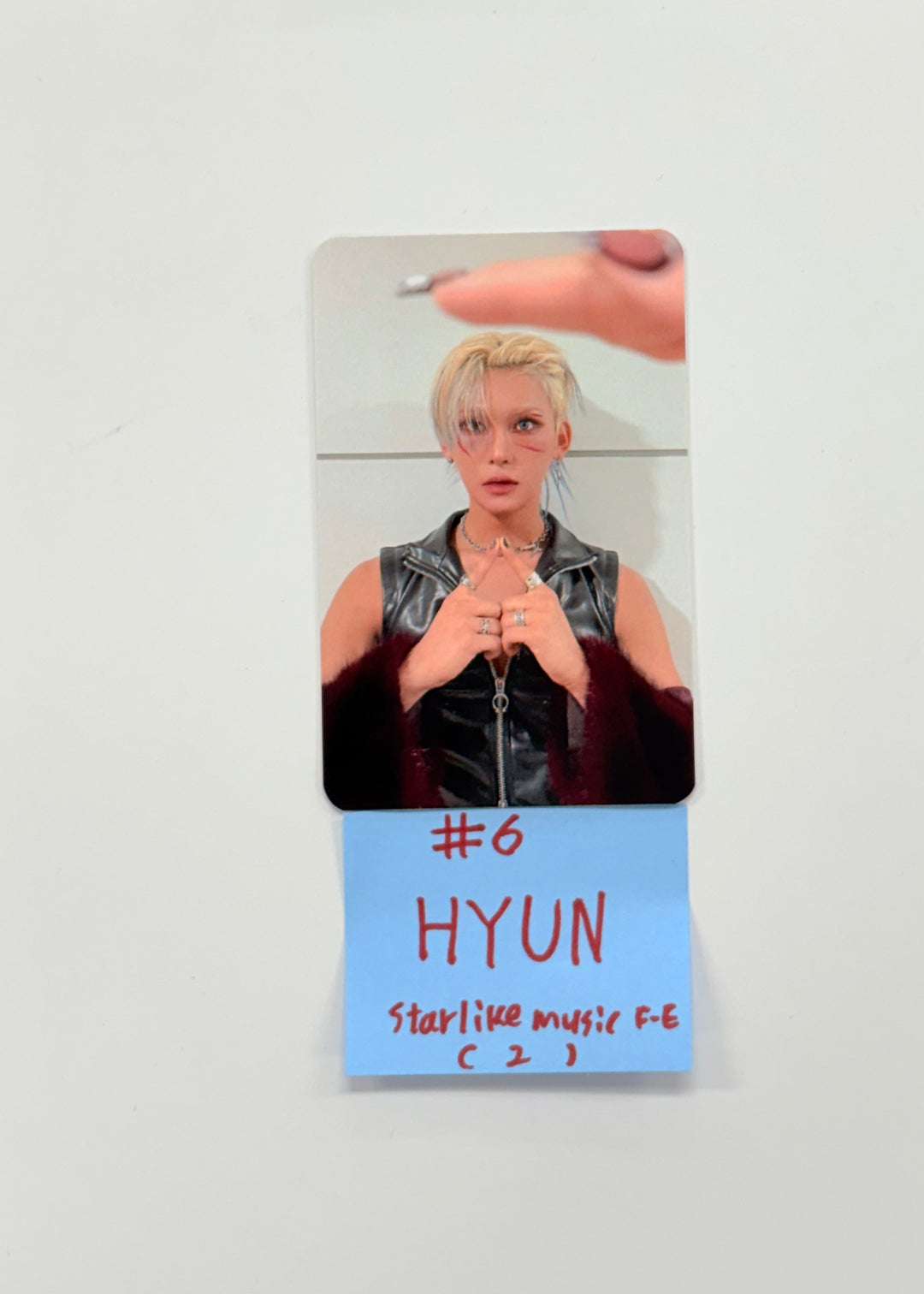 XLOV "UXLXVE" - StarLike Music Fansign Event Photocard R3 [25.12.18]