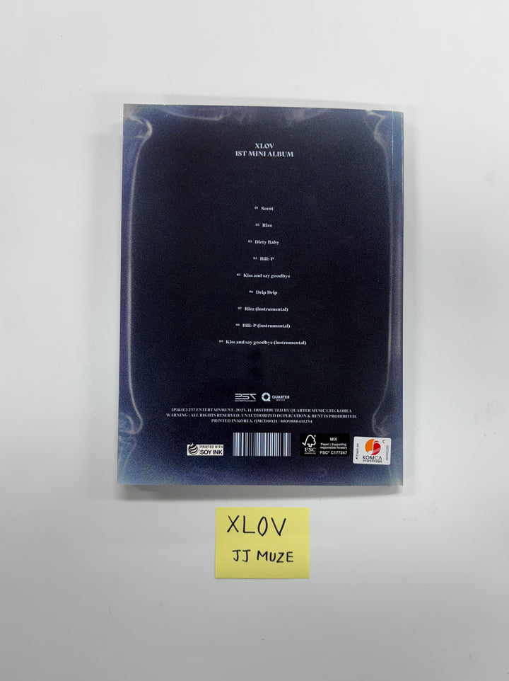 XLOV "UXLXVE" - Hand Autographed(Signed) Album [25.12.22]