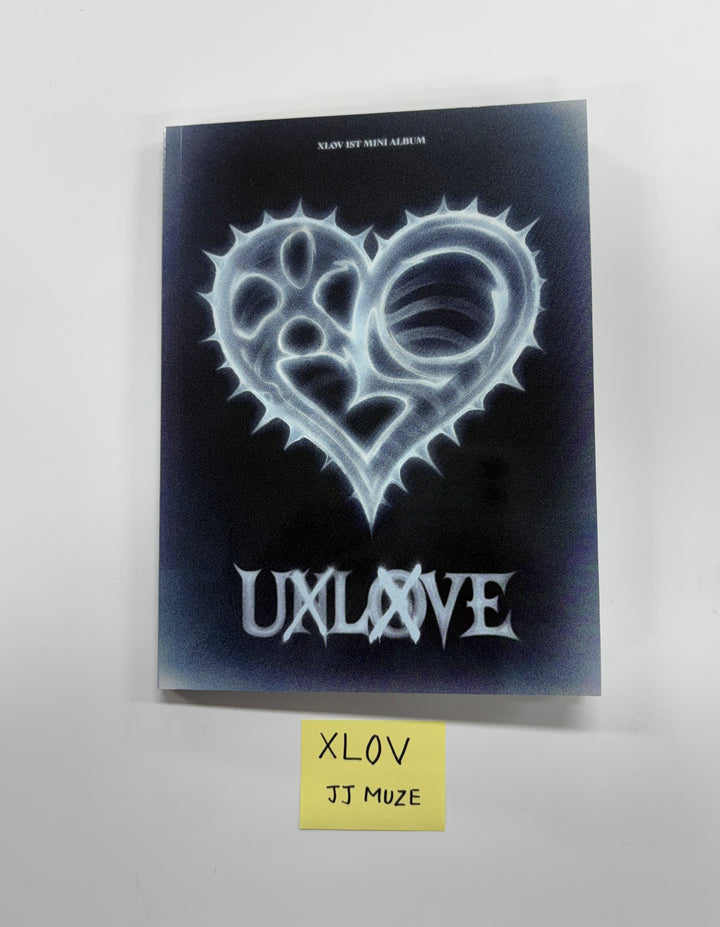 XLOV "UXLXVE" - Hand Autographed(Signed) Album [25.12.22]