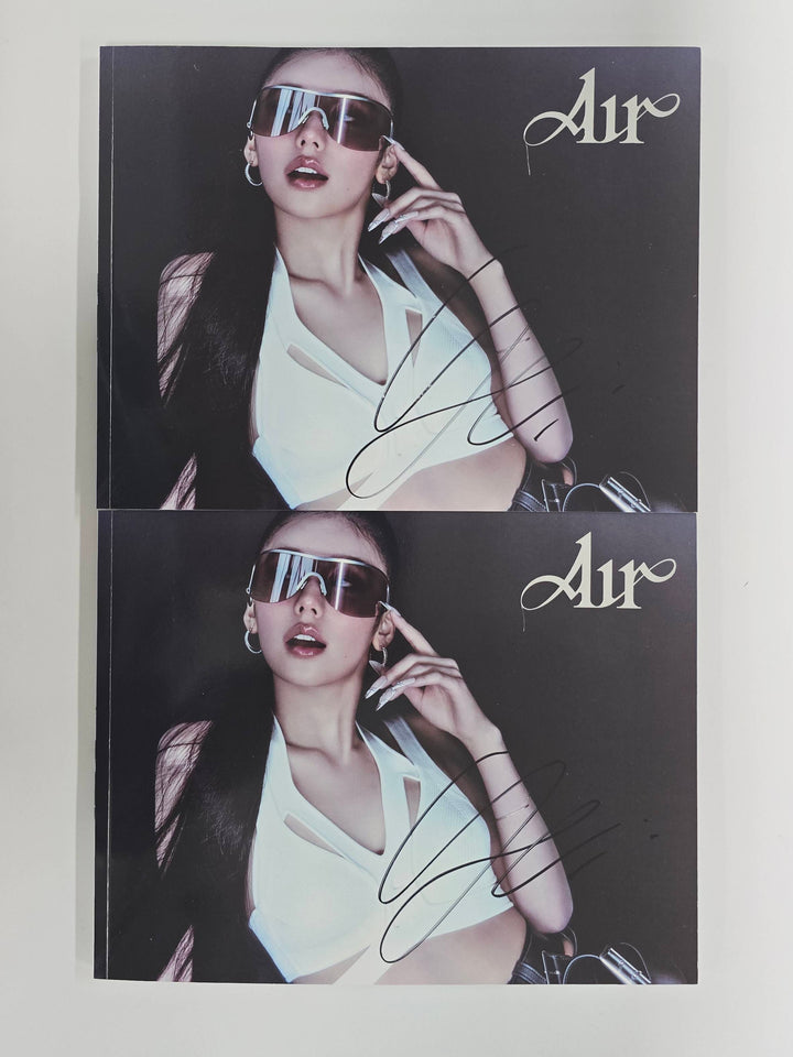 YEJI (Of ITZY) "Air" - Hand Autographed(Signed) Promo Album [25.12.22]