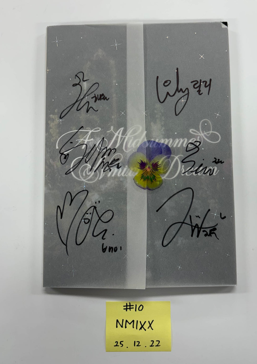 NMIXX "A Midsummer NMIXX’s Dream" - Hand Autographed(Signed) Promo Album [25.12.22] - Please Read !
