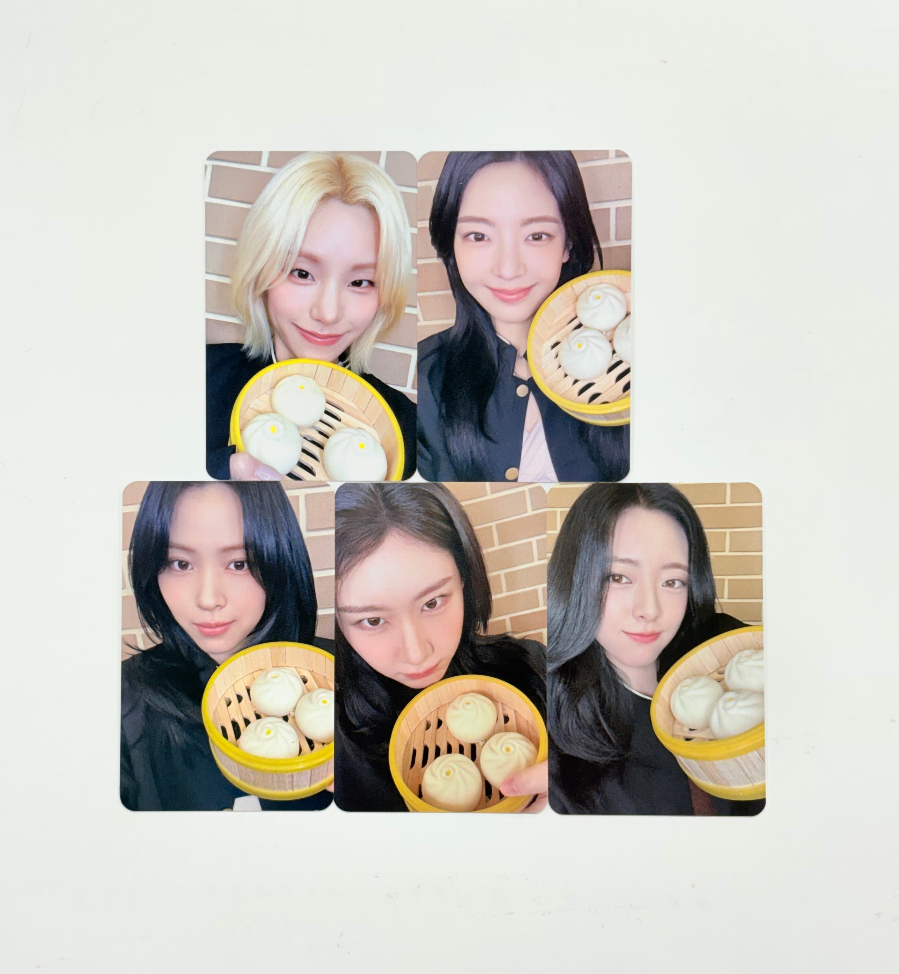 ITZY - HALLYUSUPERSTORE – Page 4