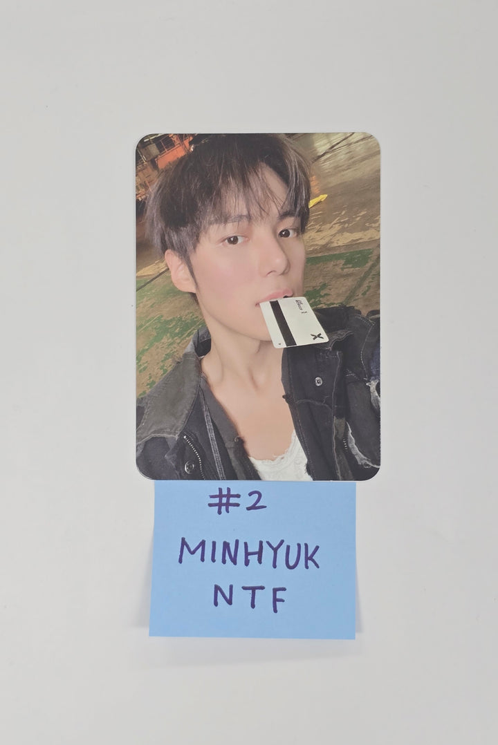 MONSTA X "THE X" - Broadcast Photocard [25.12.23]