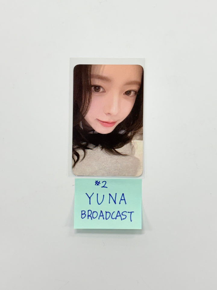 ITZY "TUNNEL VISION" - Broadcast Photocard [25.12.24]
