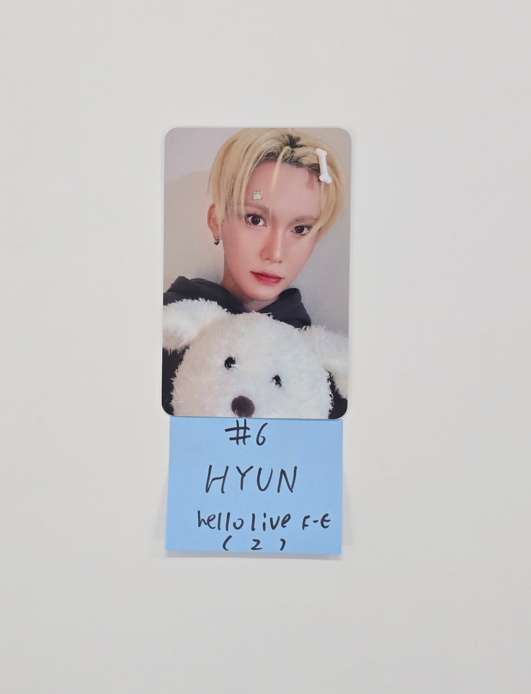 XLOV "UXLXVE" - Hello Live Fansign Event Photocard [25.12.29]