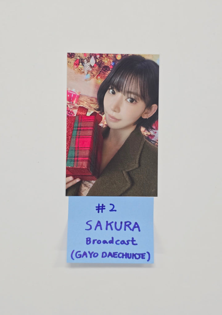 Le Sserafim - GAYODAECHUKJE Broadcast Photocard [25.12.29]