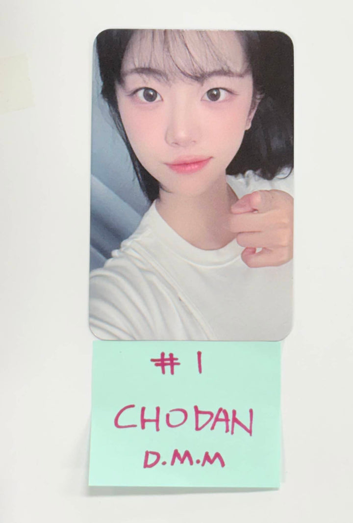 QWER - Dear My Muse Event Photocard (1) [25.12.30]