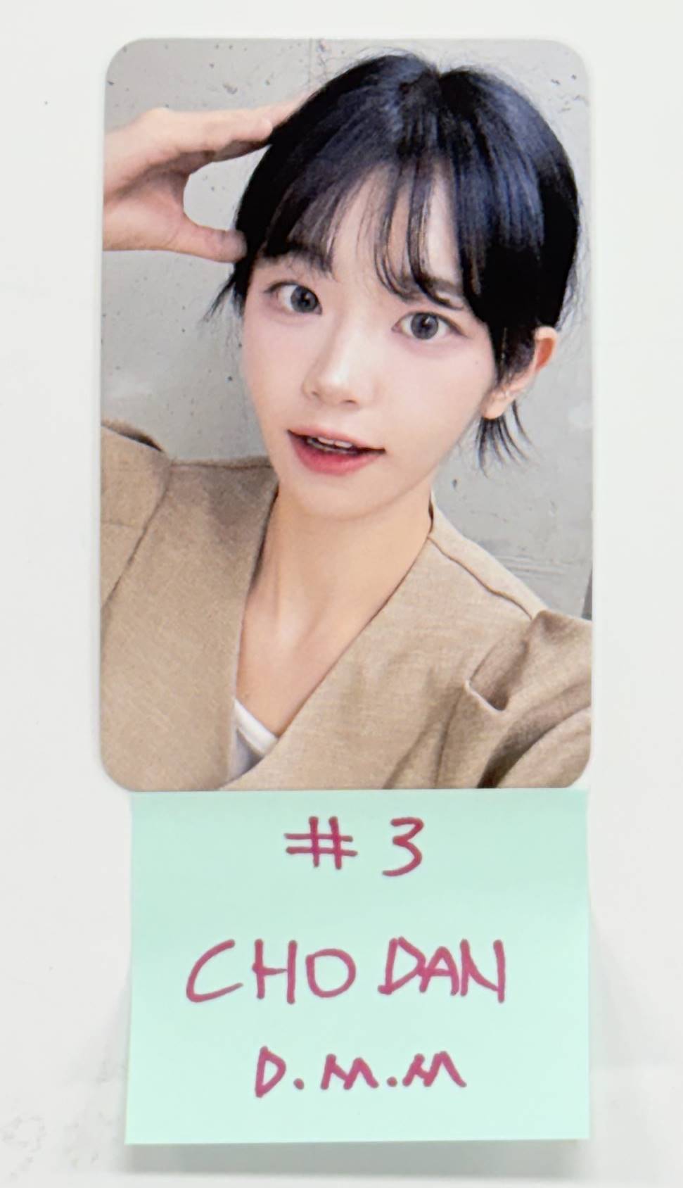 QWER - Dear My Muse Event Photocard (1) [25.12.30]