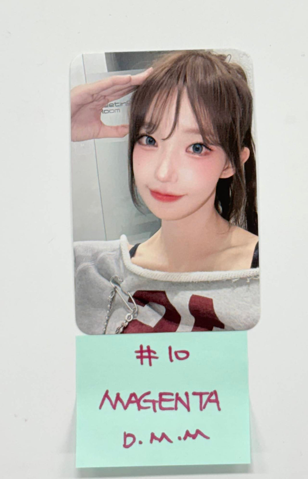 QWER - Dear My Muse Event Photocard (1) [25.12.30]