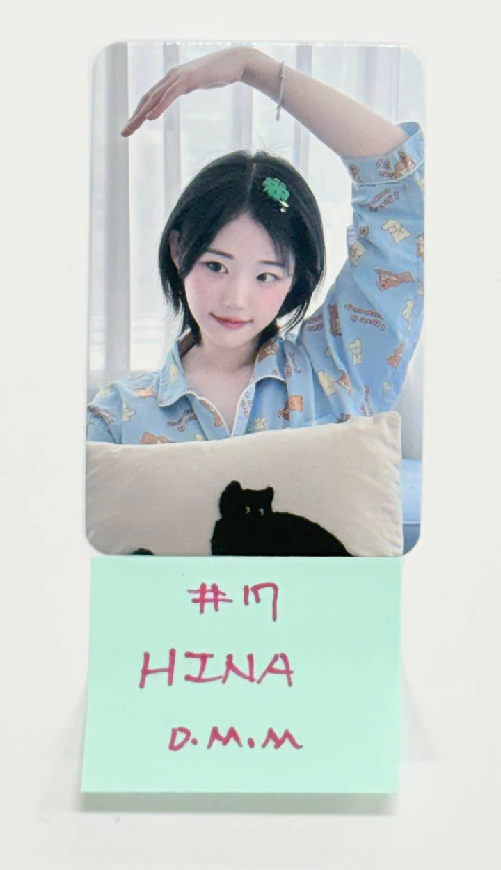 QWER - Dear My Muse Event Photocard (2) [25.12.30]