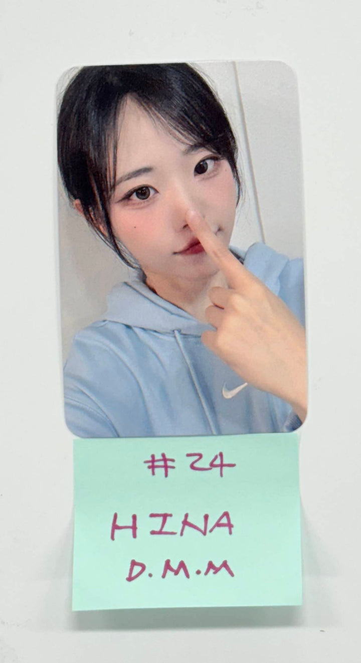 QWER - Dear My Muse Event Photocard (2) [25.12.30]