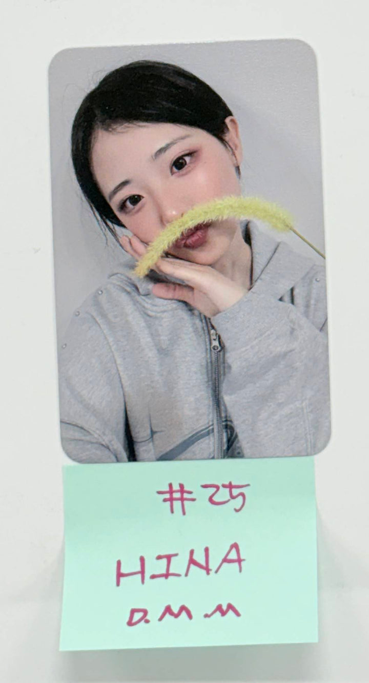 QWER - Dear My Muse Event Photocard (2) [25.12.30]