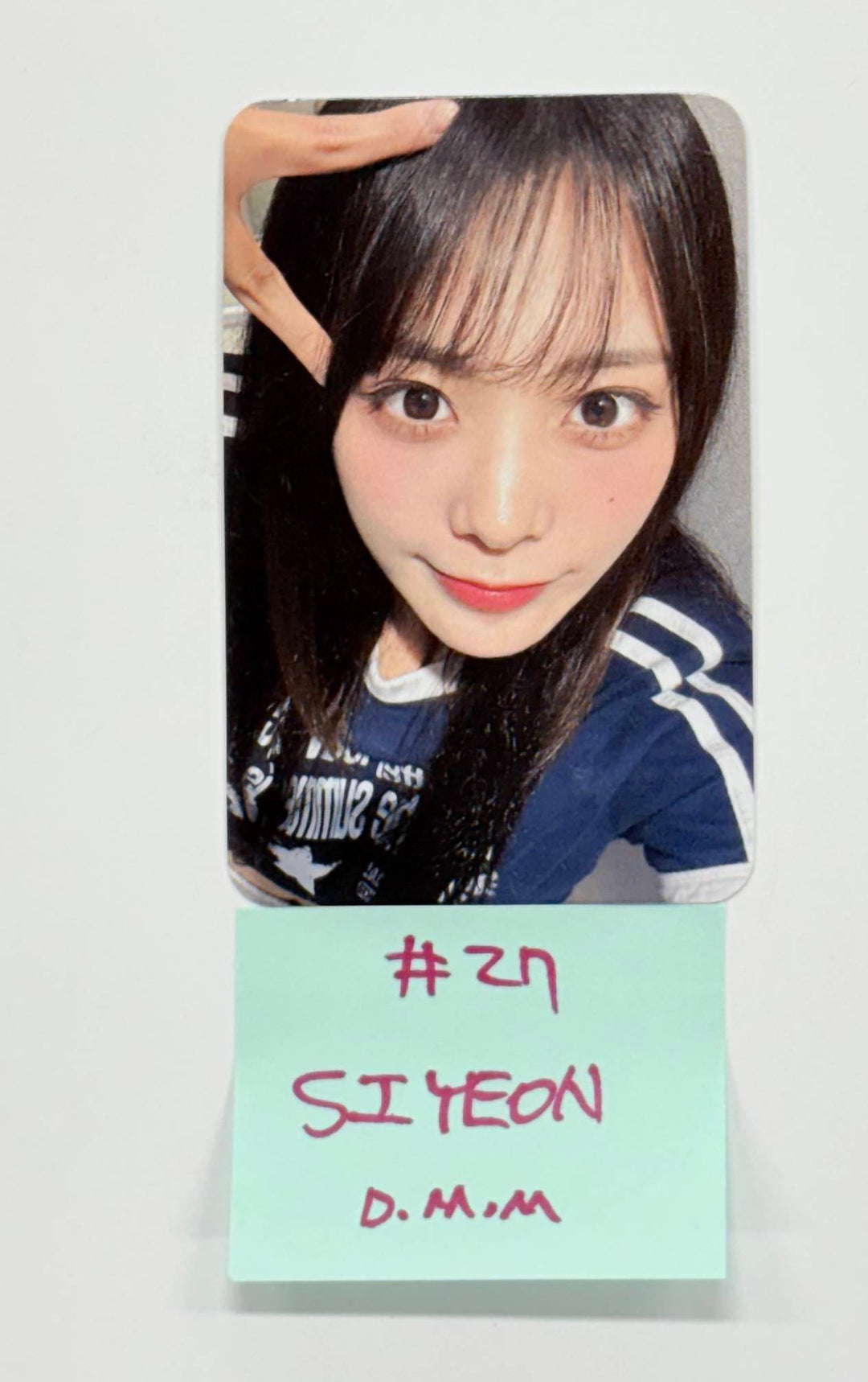 QWER - Dear My Muse Event Photocard (2) [25.12.30]