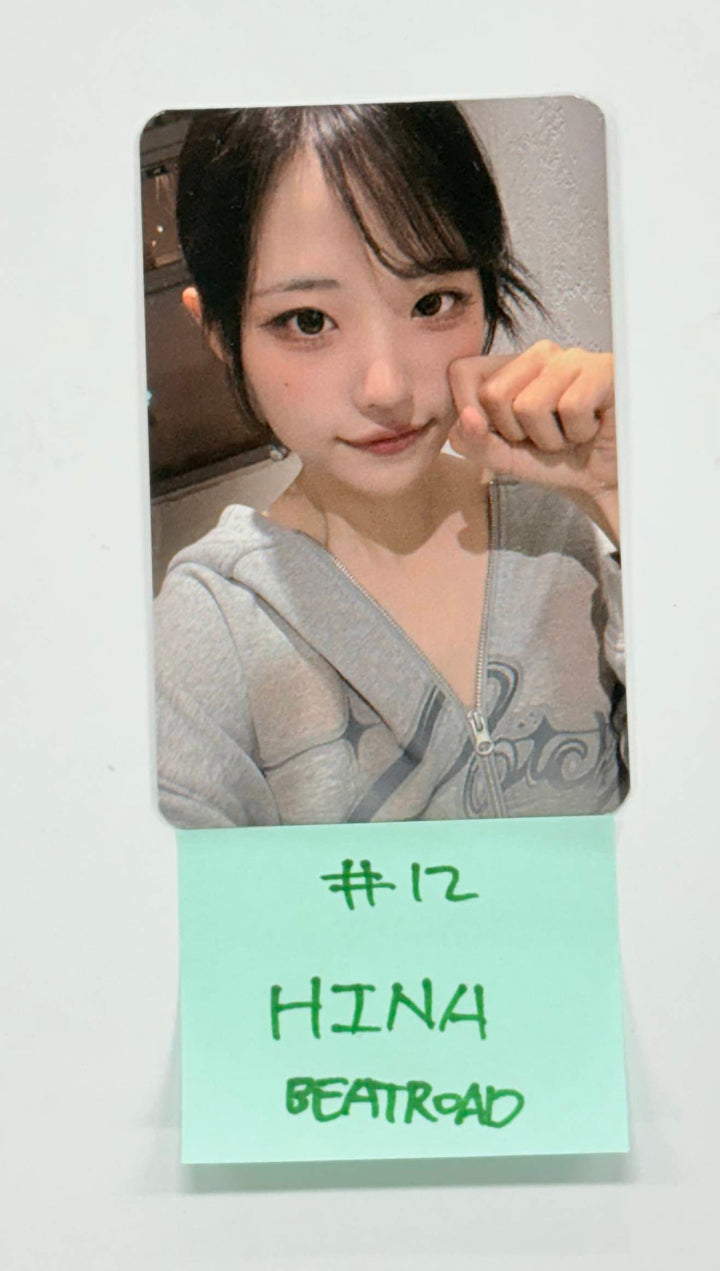 QWER - Beatroad Event Photocard [25.12.30]