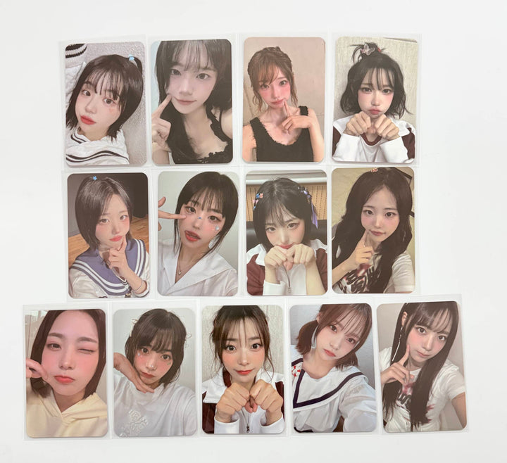 QWER - K POP Store Event Photocard [25.12.30]