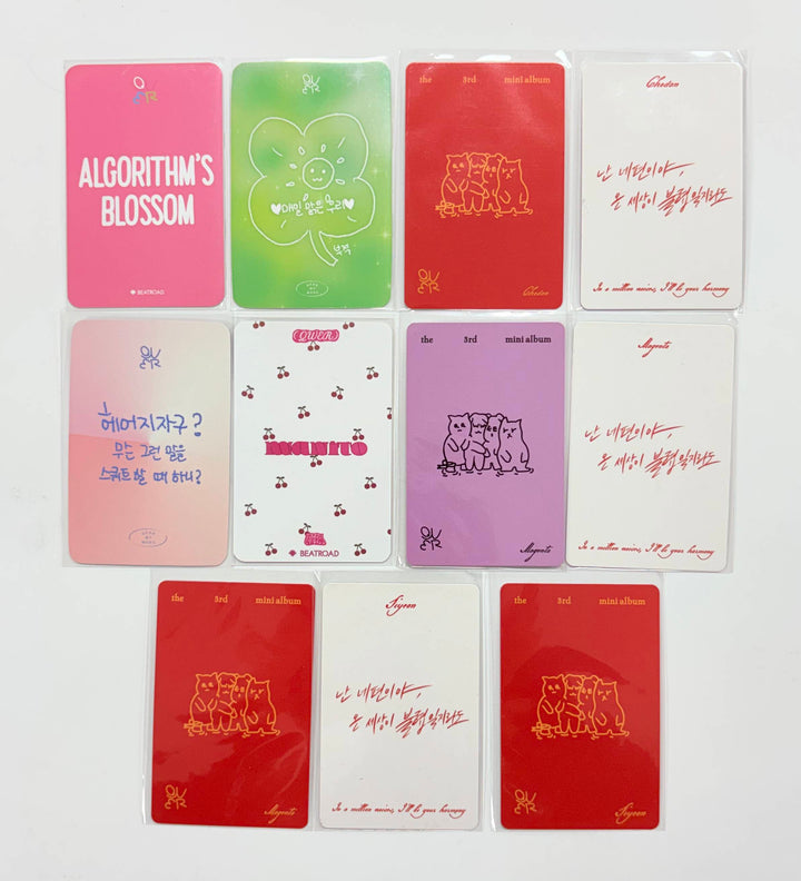 QWER - Hand Autograhped(Signed) Photocard [25.12.30]