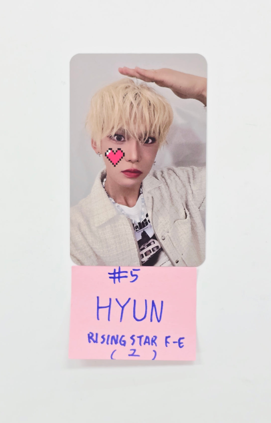 XLOV "UXLXVE" - Rising Star Fansign Event Photocard R3 [25.12.31]