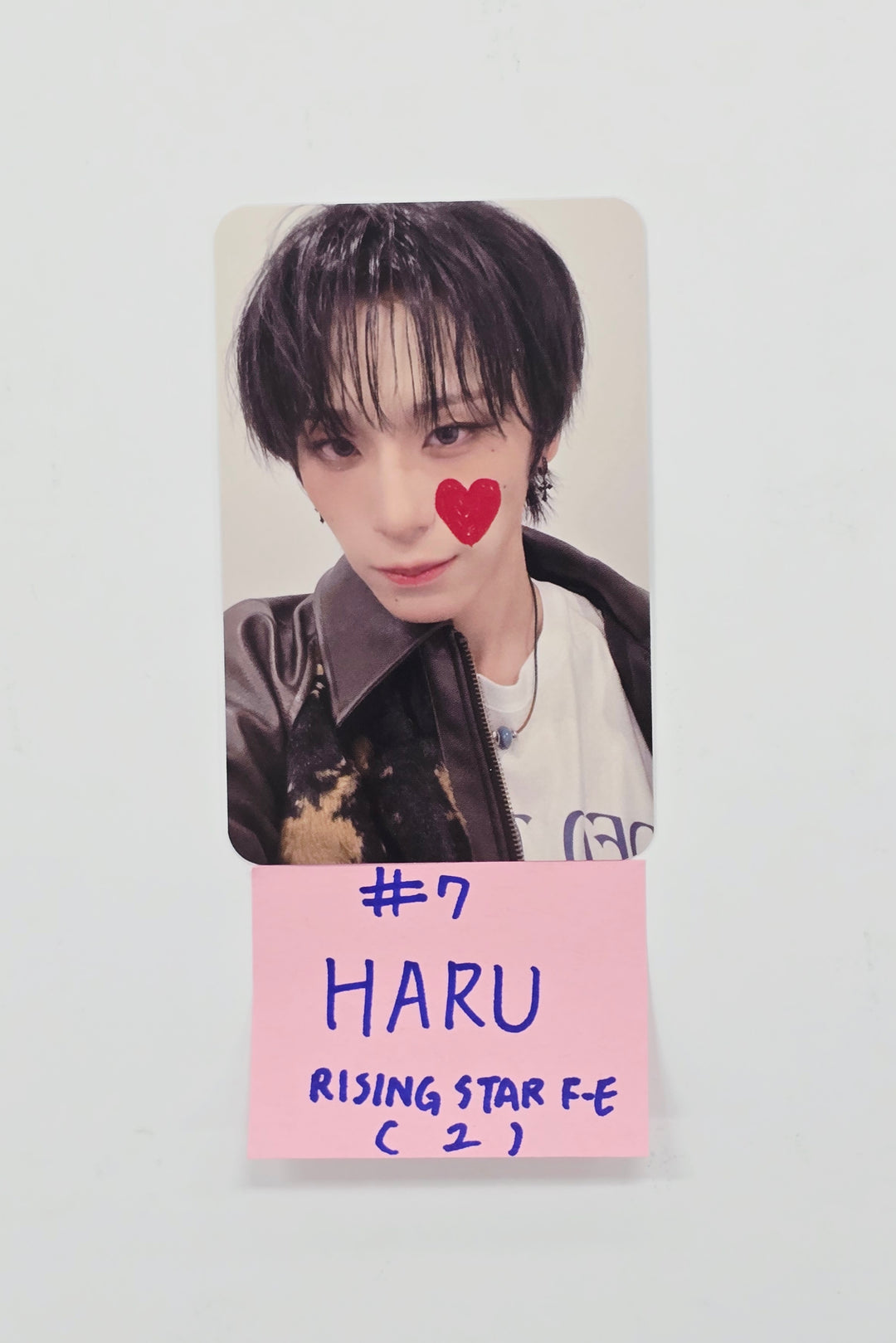 XLOV "UXLXVE" - Rising Star Fansign Event Photocard R3 [25.12.31]