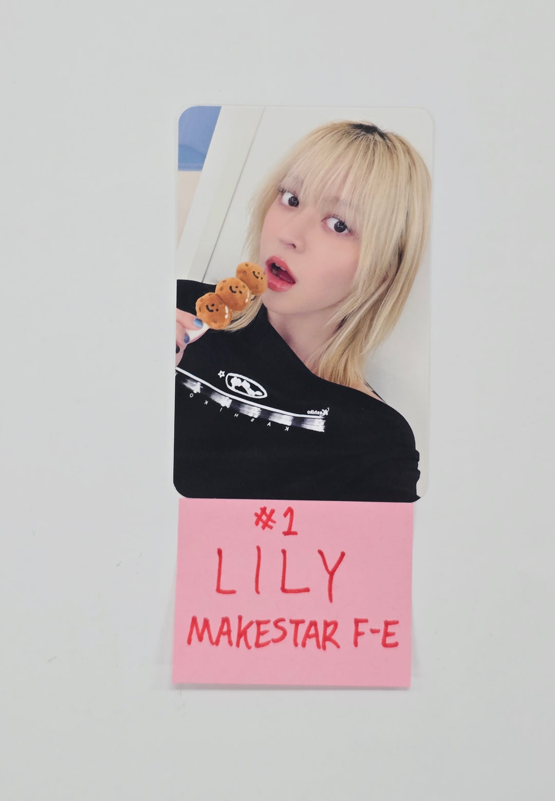 NMIXX "Blue Valentine" - Makestar Fansign Event Photocard (1) [25.12.31]