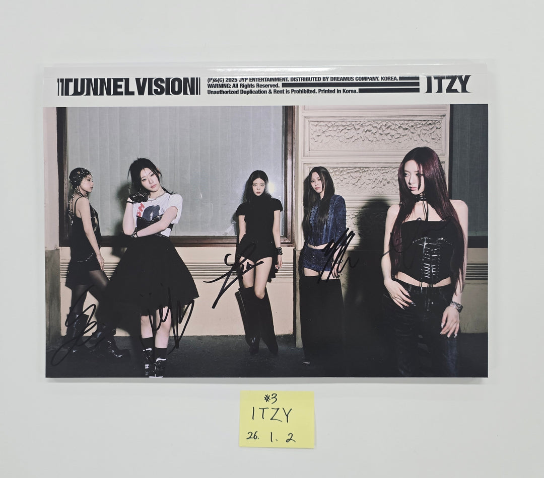 ITZY "TUNNEL VISION" - Hand Autographed(Signed) Promo Album [26.1.2]